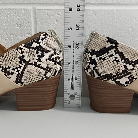 Creamy Tan and Black Mules with Snake Print Accents Zip Back 2" Heel Shoes - Picture 5 of 13